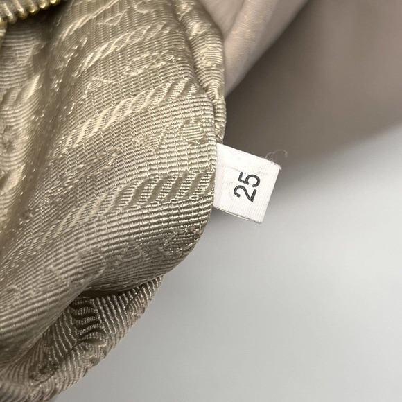 Authentic Prada Hand Bag Satchel Calf Leather 2237218 - Picture 15 of 16